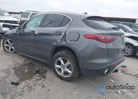 2018 Alfa Romeo Stelvio Awd z USA, uszkodzony, nr VIN ZASFAKAN2J7C25663